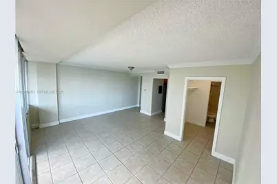 7545 E Treasure Dr #3I, North Bay Village, FL 33141 - Photo 3