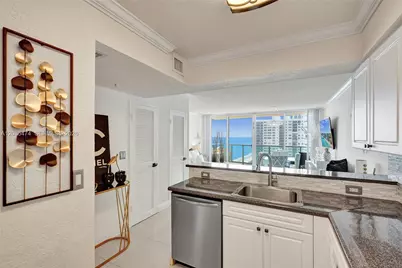 2501 S Ocean Dr #1212 (available Dec 8), Hollywood, FL 33019 - Photo 9