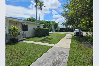 145 SW 60th Ct, Miami, FL 33144 - Photo 7