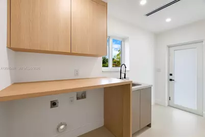 20120 SW 117th Ct, Miami, FL 33177 - Photo 9