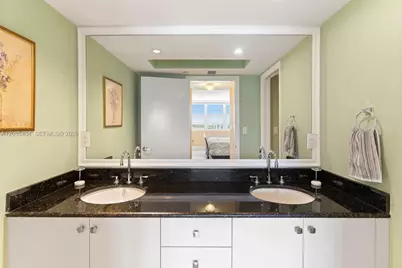 6917 Collins Ave #1520, Miami Beach, FL 33141 - Photo 15