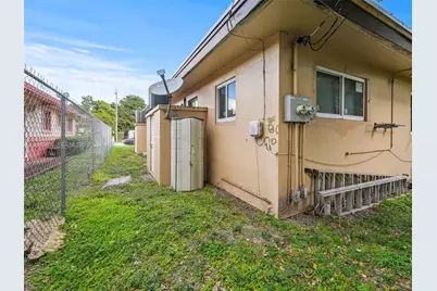 1460 NW 52nd St #2, Miami, FL 33142 - Photo 7