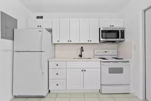 1460 NW 52nd St, Miami, FL 33142 - Photo 11
