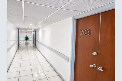 13499 Biscayne Blvd #CU203, North Miami, FL 33181 - Photo 5