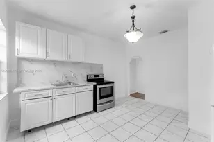 5629 SW 7th St, Miami, FL 33134 - Photo 5