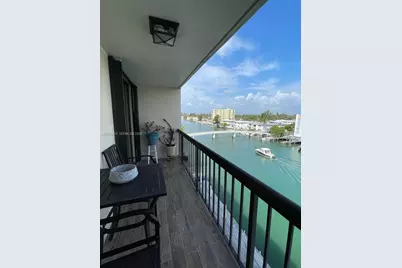 8100 Byron Ave #504, Miami Beach, FL 33141 - Photo 25
