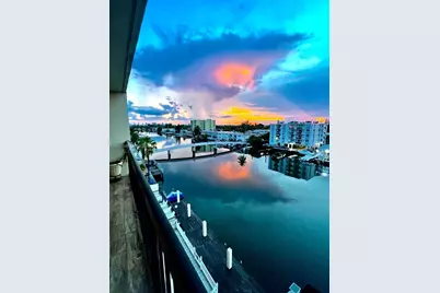 8100 Byron Ave #504, Miami Beach, FL 33141 - Photo 31