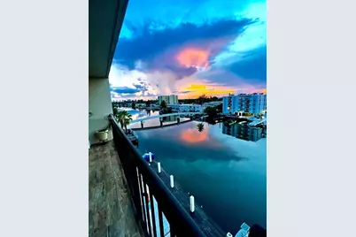 8100 Byron Ave #504, Miami Beach, FL 33141 - Photo 29