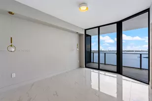 700 NE 24th St, Miami, FL 33137 - Photo 11