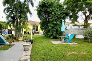 2463 Dewey St, Hollywood, FL 33020 - Photo 3