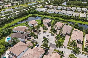 2660 NW 84th Way, Cooper City, FL 33024 - Photo 9