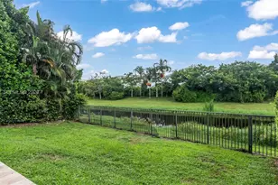 2660 NW 84th Way, Cooper City, FL 33024 - Photo 13