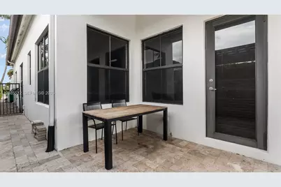 2660 NW 84th Way, Cooper City, FL 33024 - Photo 11