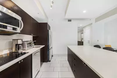 5300 NW 87th Ave #1512, Doral, FL 33178 - Photo 9