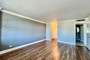 10101 E Bay Harbor Dr, Bay Harbor Islands, FL 33154 - Photo 11