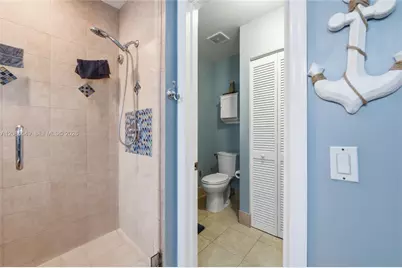 4258 NW 1st Dr, Deerfield Beach, FL 33442 - Photo 25