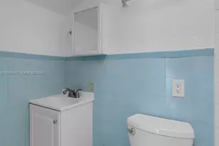 201 SW 51st Ct, Miami, FL 33134 - Photo 7