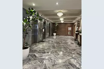 5401 Collins Ave #210, Miami Beach, FL 33140 - Photo 31