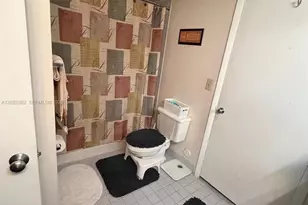 [Address not provided], Oakland Park, FL 33309 - Photo 23