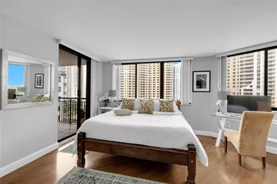 540 Brickell Key Dr #1514, Miami, FL 33131 - Photo 5
