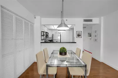 540 Brickell Key Dr #1514, Miami, FL 33131 - Photo 11
