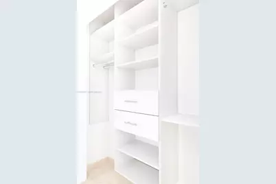 68 SE 6th St #2404, Miami, FL 33131 - Photo 15