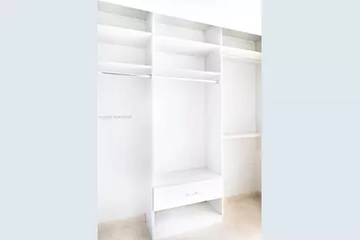 68 SE 6th St #2404, Miami, FL 33131 - Photo 19