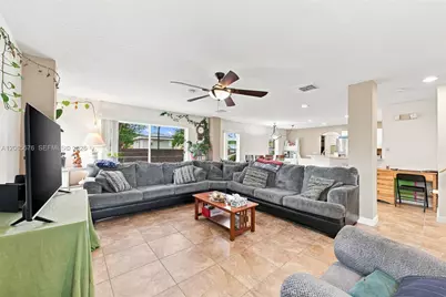 611 Abaco, Kissimmee, FL 34746 - Photo 3