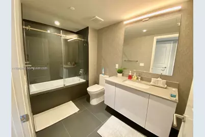 1600 NE 1st Ave #1018, Miami, FL 33132 - Photo 15