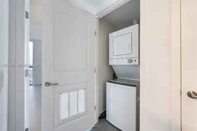 1600 NE 1st Ave #1018, Miami, FL 33132 - Photo 29