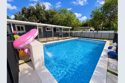 240 N 68th Ave, Hollywood, FL 33024 - Photo 7