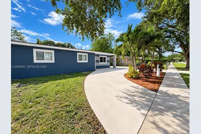240 N 68th Ave, Hollywood, FL 33024 - Photo 3