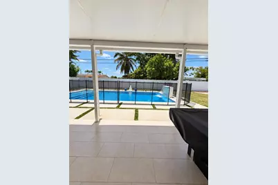 240 N 68th Ave, Hollywood, FL 33024 - Photo 5
