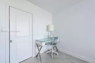 600 Parkview Dr, Hallandale Beach, FL 33009 - Photo 17