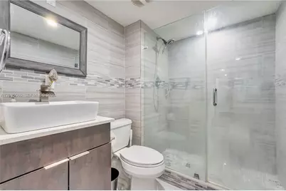 601 Ives Dairy Rd #105-8, Miami, FL 33179 - Photo 15