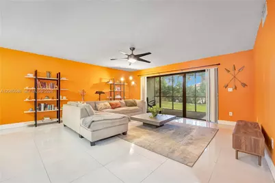 601 Ives Dairy Rd #105-8, Miami, FL 33179 - Photo 5