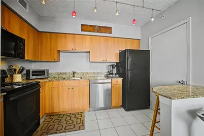 1330 West Ave #2412, Miami Beach, FL 33139 - Photo 7