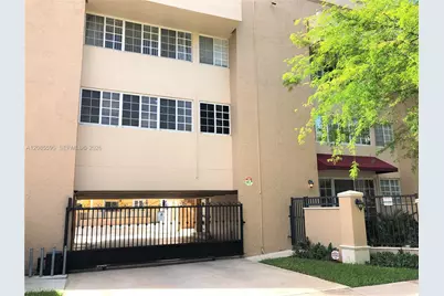 300 Madeira Ave #304, Coral Gables, FL 33134 - Photo 19