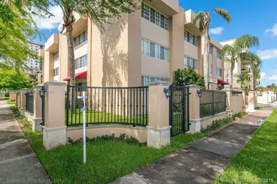 300 Madeira Ave #304, Coral Gables, FL 33134 - Photo 5