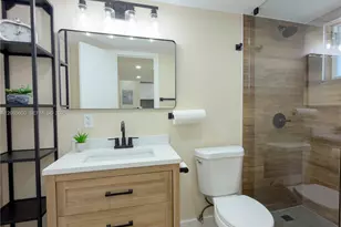2949 Point E Dr, Aventura, FL 33160 - Photo 27