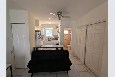 158 Ocean Dr #406, Miami Beach, FL 33139 - Photo 3