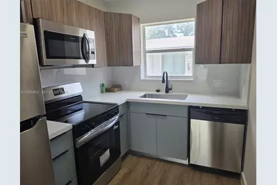570 NE 63rd St #3, Miami, FL 33138 - Photo 1