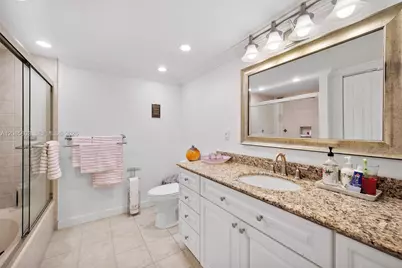 1000 Parkview Dr #220, Hallandale Beach, FL 33009 - Photo 19