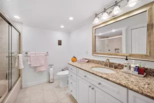1000 Parkview Dr, Hallandale Beach, FL 33009 - Photo 19
