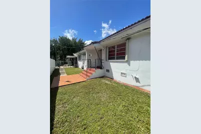 1529 SW 2nd St #1529, Miami, FL 33135 - Photo 3