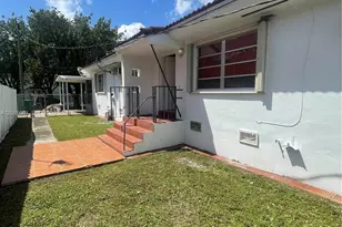 1529 SW 2nd St, Miami, FL 33135 - Photo 3