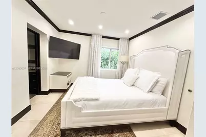 2001 Coral Gate Dr, Miami, FL 33145 - Photo 23