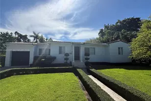 2001 Coral Gate Dr, Miami, FL 33145 - Photo 3
