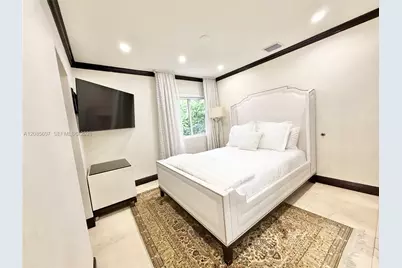 2001 Coral Gate Dr, Miami, FL 33145 - Photo 21