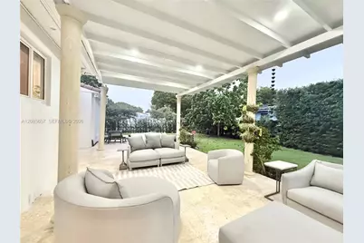 2001 Coral Gate Dr, Miami, FL 33145 - Photo 37